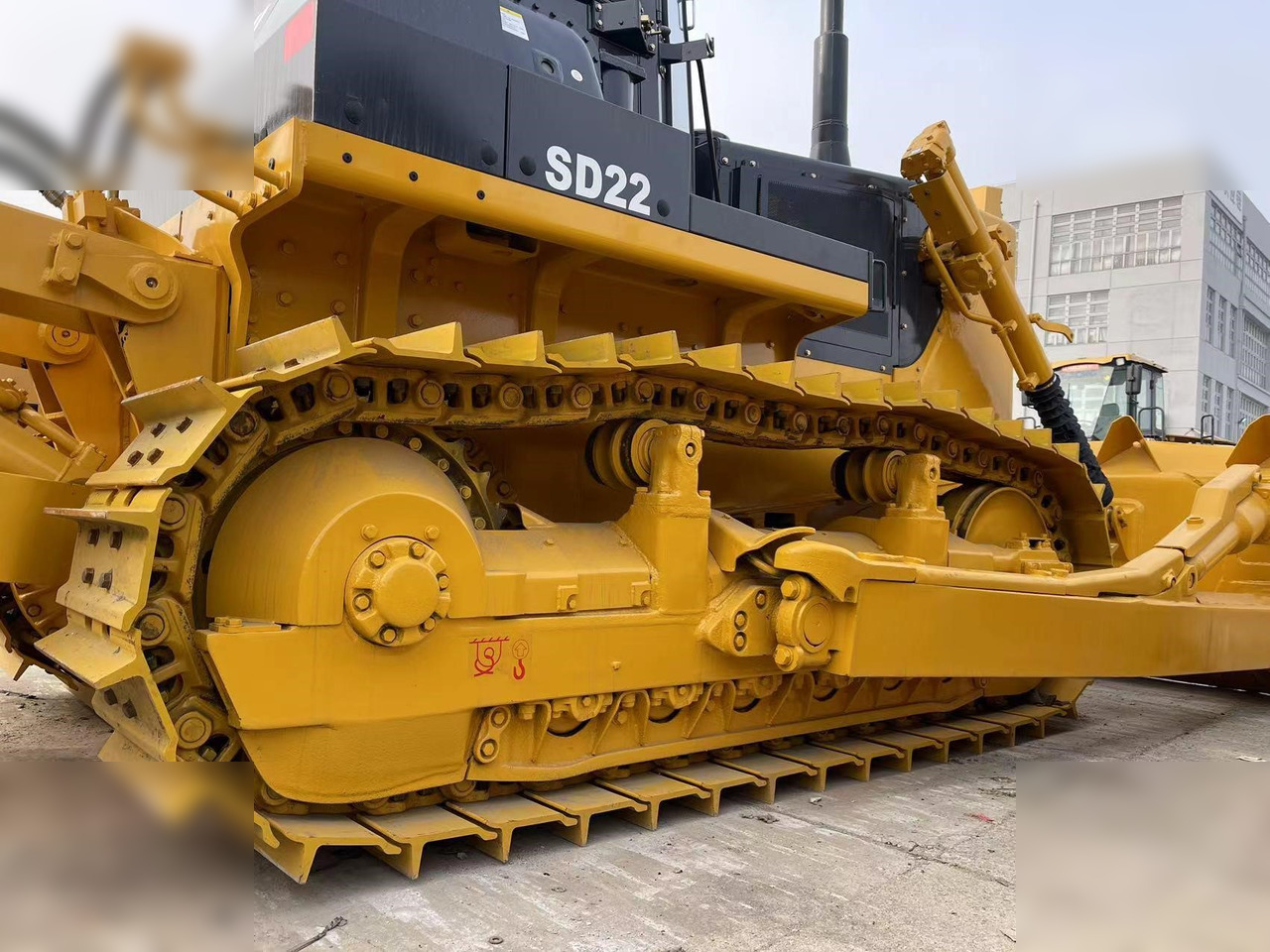 SHANTUI SD22 - Máy ủi: hình 3 SHANTUI SD22 - Máy ủi: hình 3