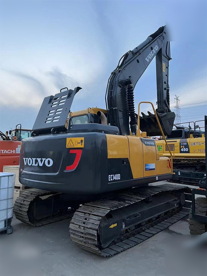 VOLVO EC140DL - Máy xúc bánh xích: hình 3 VOLVO EC140DL - Máy xúc bánh xích: hình 3