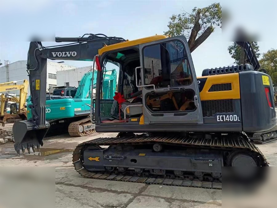 VOLVO EC140DL - Máy xúc bánh xích: hình 1 VOLVO EC140DL - Máy xúc bánh xích: hình 1