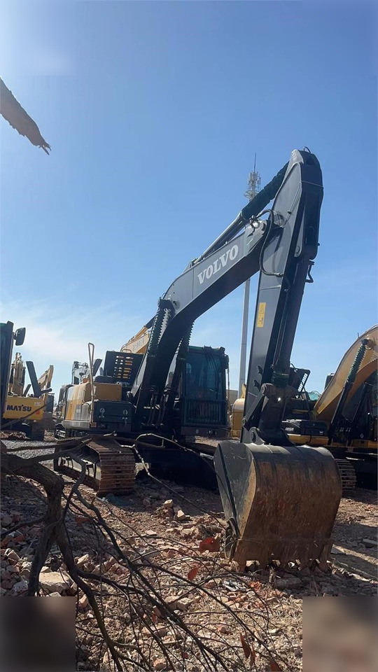 VOLVO EC210 - Máy xúc bánh xích: hình 4 VOLVO EC210 - Máy xúc bánh xích: hình 4