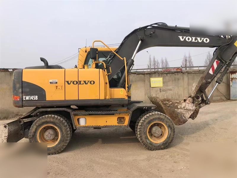 VOLVO EW145B - Máy xúc bánh lốp: hình 1 VOLVO EW145B - Máy xúc bánh lốp: hình 1