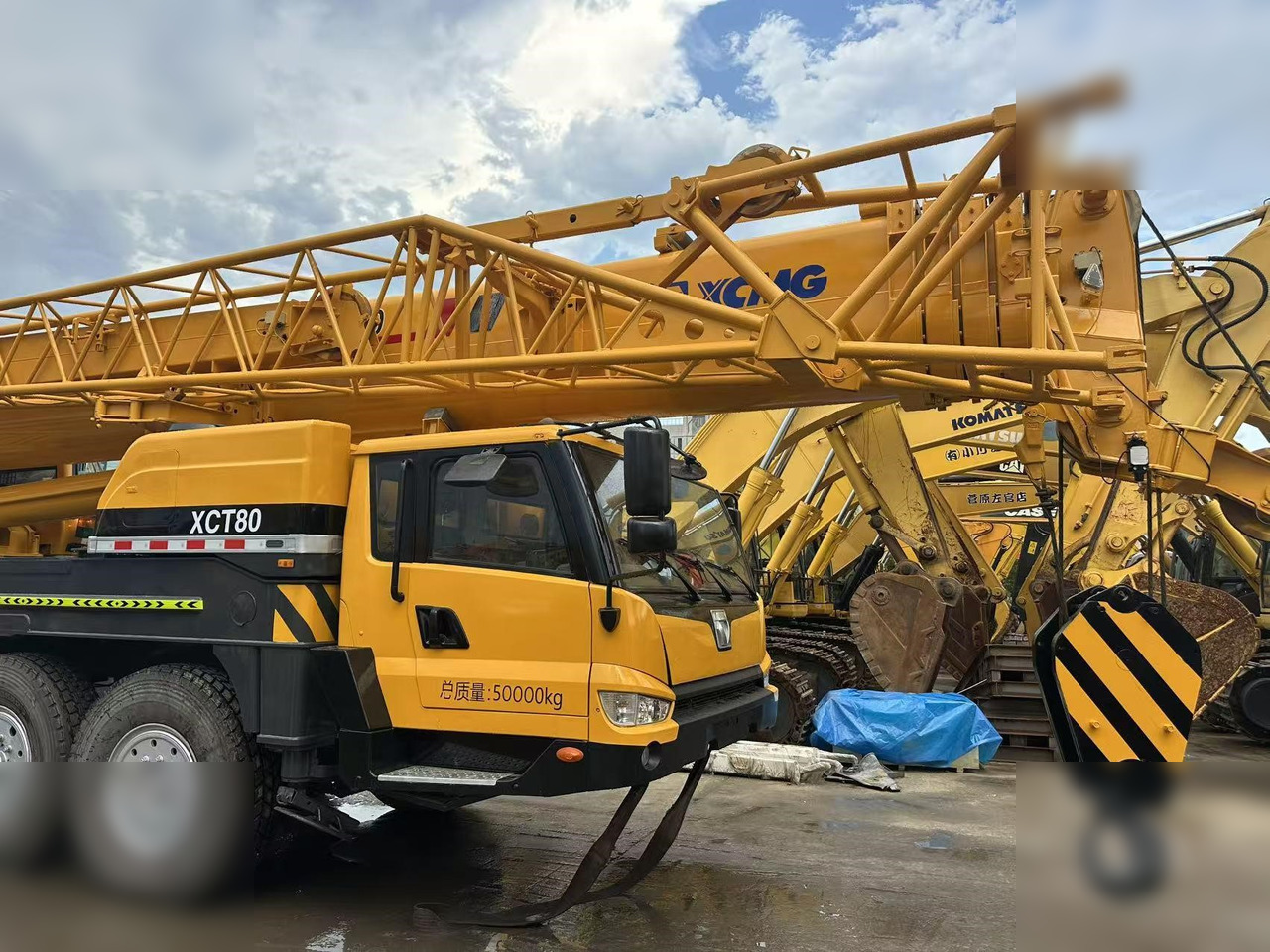 XCMG XCT80L5 - Cẩu bánh lốp: hình 5 XCMG XCT80L5 - Cẩu bánh lốp: hình 5