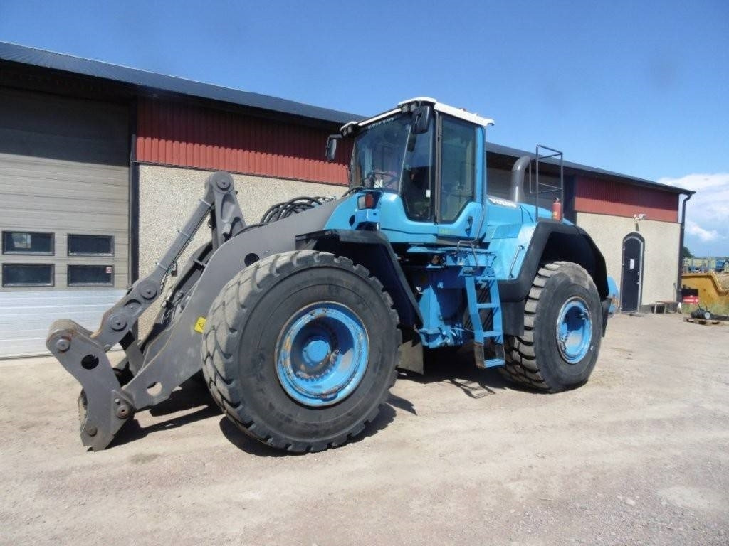 Volvo L 220 G - Máy xúc lật bánh lốp: hình 3 Volvo L 220 G - Máy xúc lật bánh lốp: hình 3