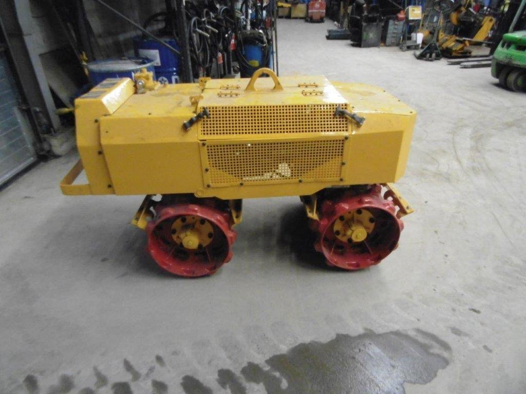 Wacker Lerpackningsvält WDH 86/110 1400 kg - Máy lăn nhỏ: hình 2 Wacker Lerpackningsvält WDH 86/110 1400 kg - Máy lăn nhỏ: hình 2