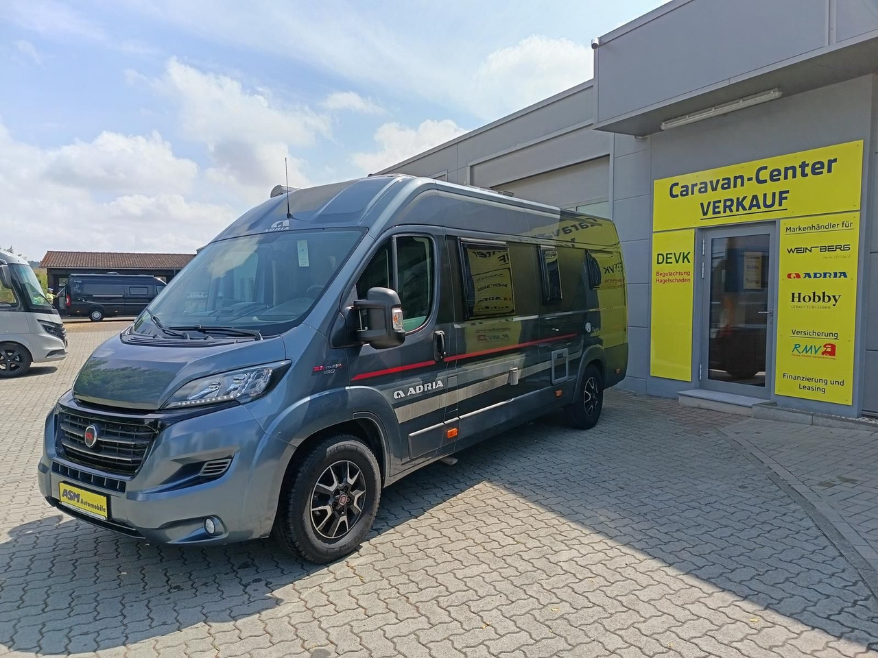 Adria Twin 640SLX Platinum*MARKISE*TV*SAT*FAHRRADTRÄG. - Xe van cắm trại: hình 3 Adria Twin 640SLX Platinum*MARKISE*TV*SAT*FAHRRADTRÄG. - Xe van cắm trại: hình 3