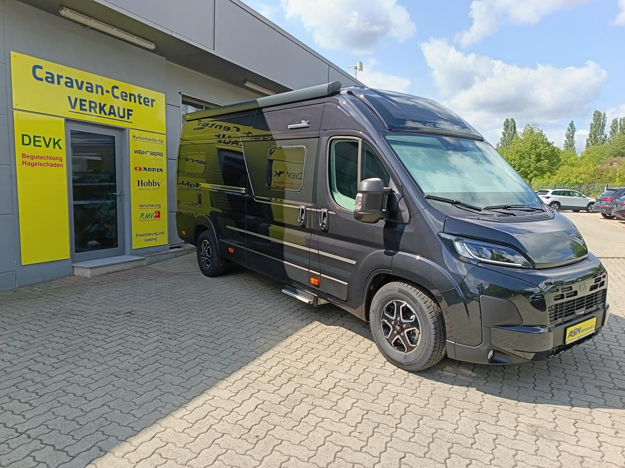 Adria Twin Edition 640 SGX Maxi 132kW*138L KÜHLSCHRANK - Xe van cắm trại: hình 3 Adria Twin Edition 640 SGX Maxi 132kW*138L KÜHLSCHRANK - Xe van cắm trại: hình 3