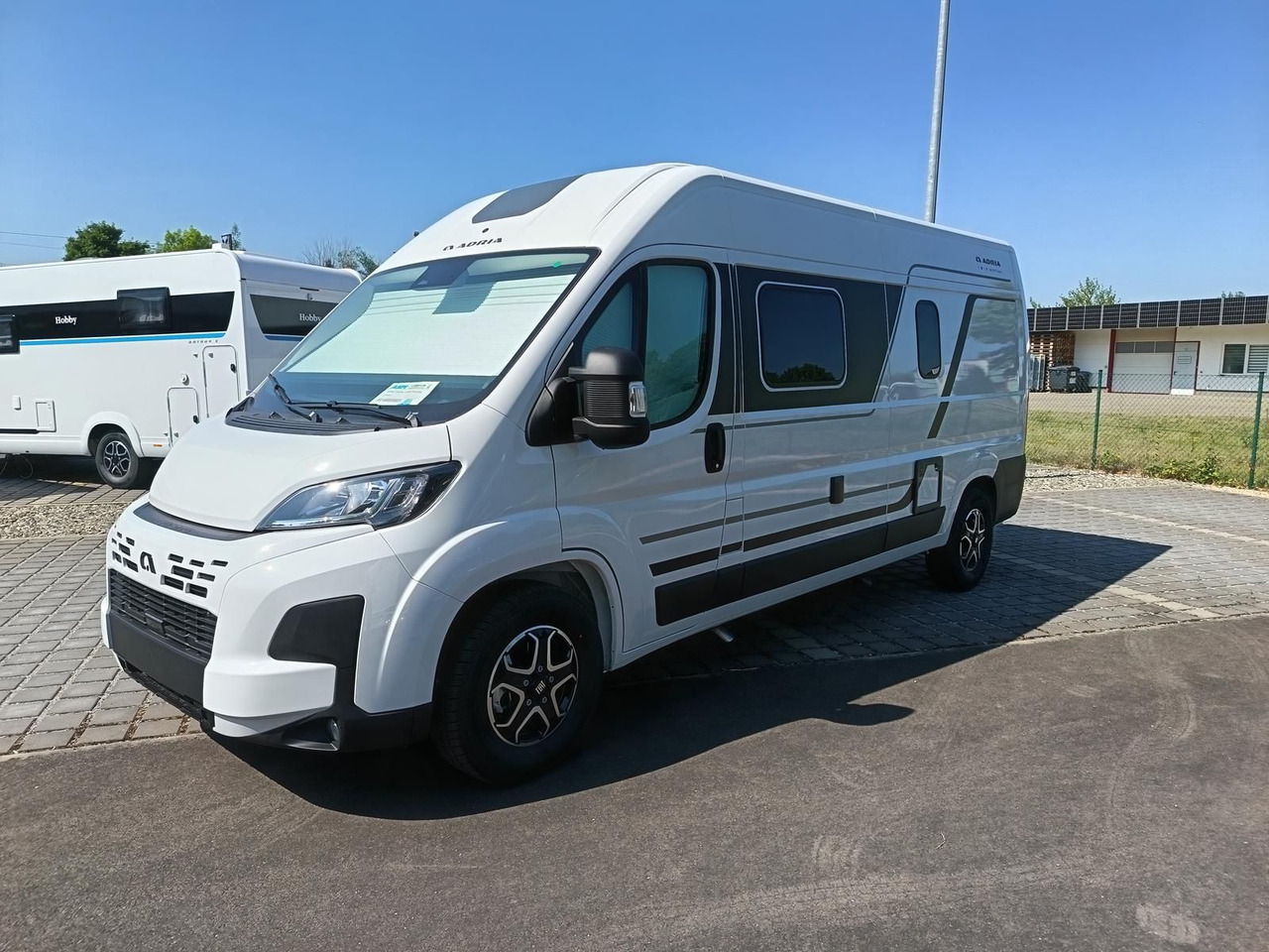 Adria Twin Twin 600 SPB Family*SAFETY+STYLE*DAB*SOFORT - Xe van cắm trại: hình 3 Adria Twin Twin 600 SPB Family*SAFETY+STYLE*DAB*SOFORT - Xe van cắm trại: hình 3