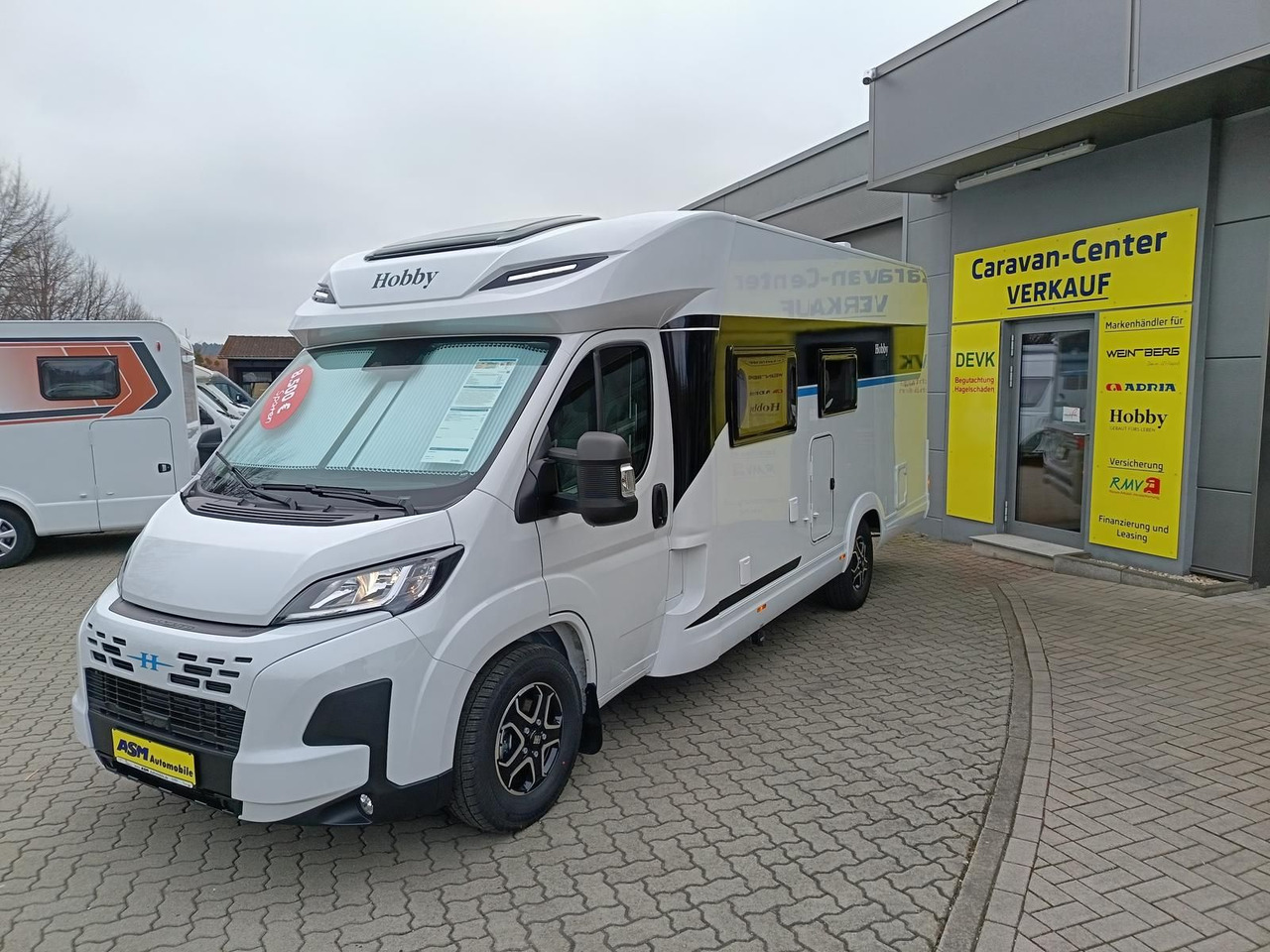 Hobby Ontour T 700 FH*180PS*CAMPERNET*LITHIUM*MARKISE* - Xe cắm trại bán tích hợp: hình 4 Hobby Ontour T 700 FH*180PS*CAMPERNET*LITHIUM*MARKISE* - Xe cắm trại bán tích hợp: hình 4