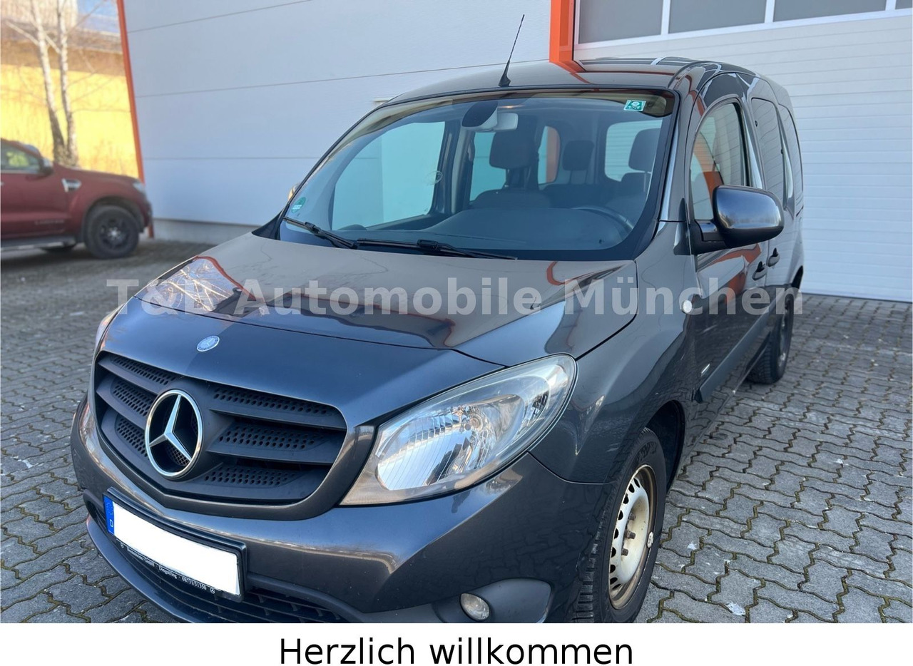 Mercedes-Benz Citan Kombi 111 CDI*Lang*Tourer*Klima*PDC*Euro6* - Xe hơi: hình 2 Mercedes-Benz Citan Kombi 111 CDI*Lang*Tourer*Klima*PDC*Euro6* - Xe hơi: hình 2