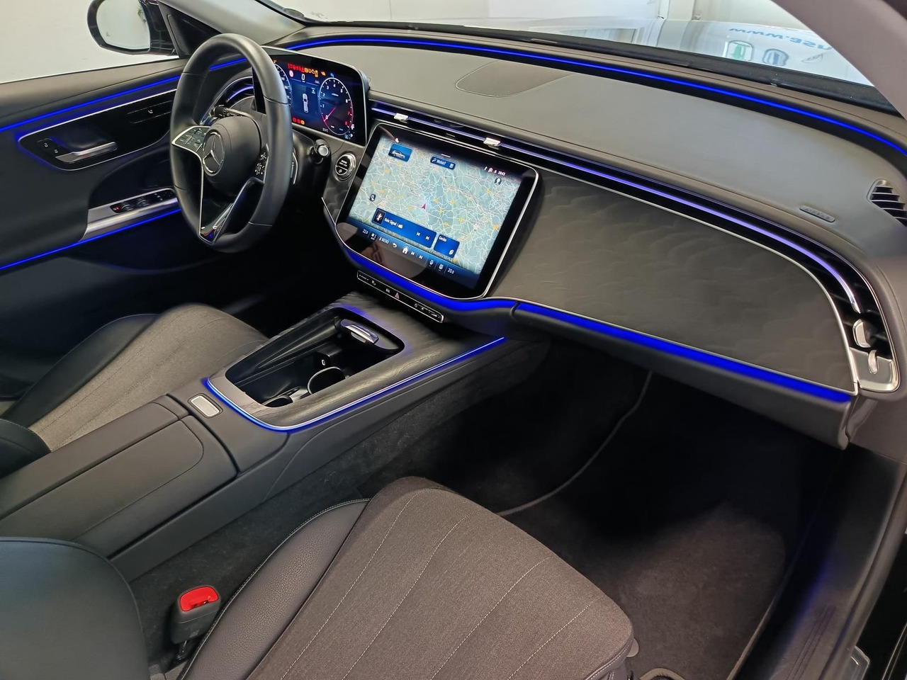 Xe hơi Mercedes-Benz E 200 Avantgarde Advanced*PSD*LED*NAVI*ACC*: hình 20