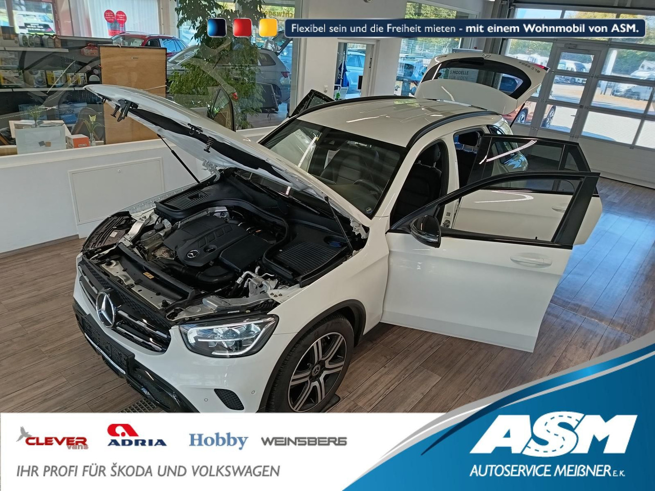 Mercedes-Benz GLC 220d AMG Line 4MATIC*AHK*NAVI*LED*R-KAM*DAB* - SUV: hình 1 Mercedes-Benz GLC 220d AMG Line 4MATIC*AHK*NAVI*LED*R-KAM*DAB* - SUV: hình 1