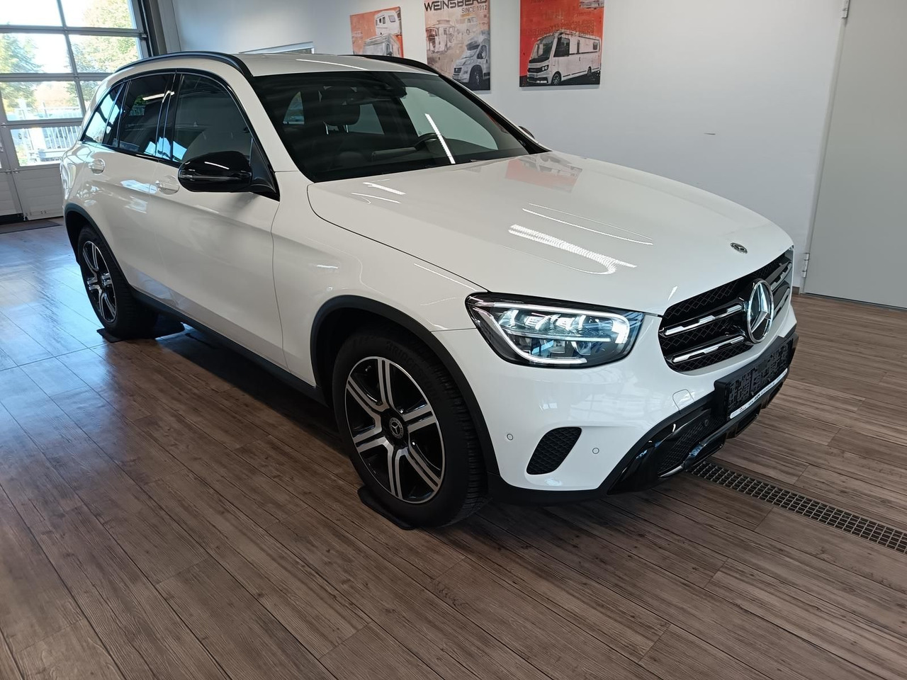 Mercedes-Benz GLC 220d AMG Line 4MATIC*AHK*NAVI*LED*R-KAM*DAB* - SUV: hình 3 Mercedes-Benz GLC 220d AMG Line 4MATIC*AHK*NAVI*LED*R-KAM*DAB* - SUV: hình 3