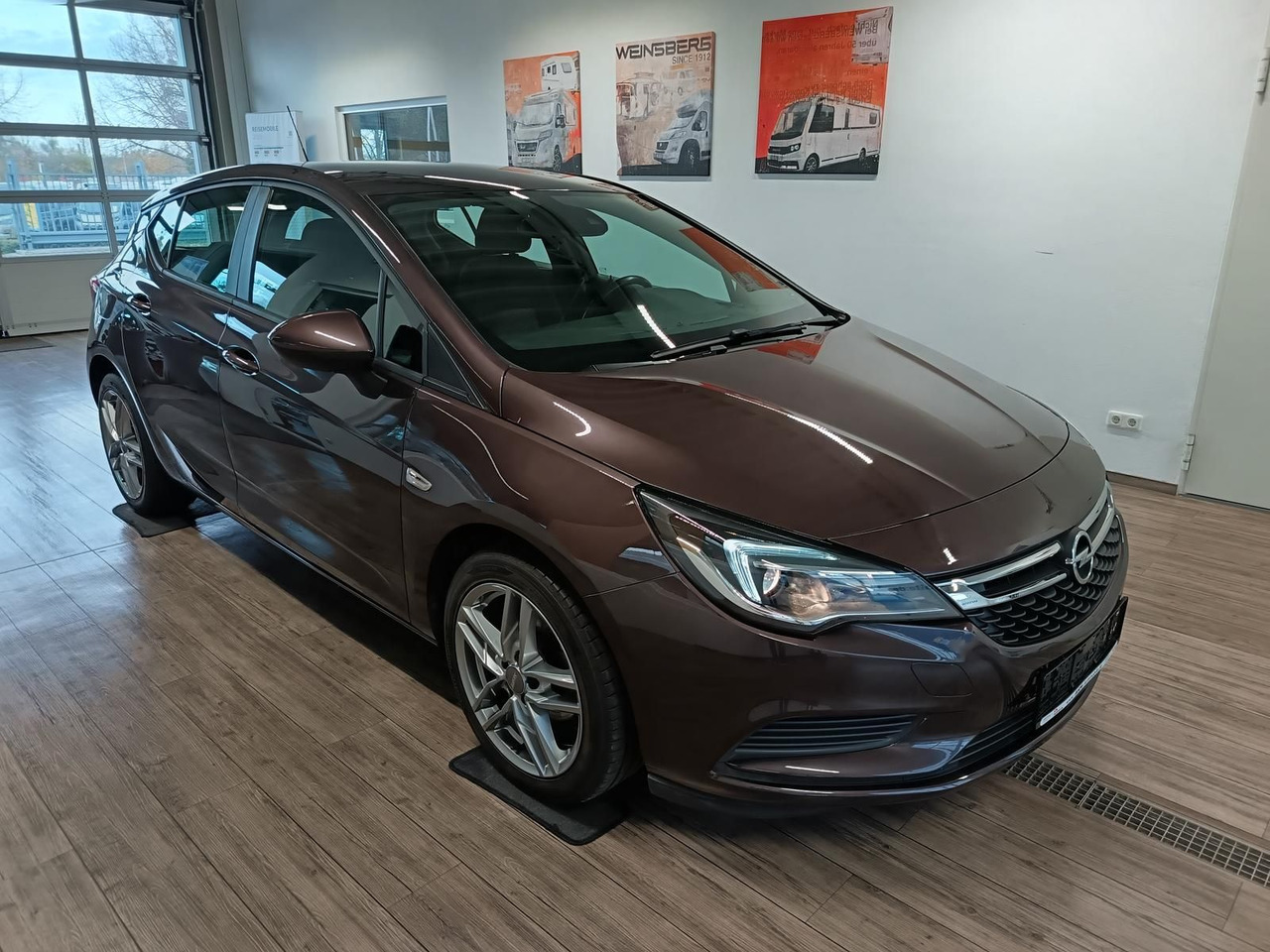 Opel Astra K Lim. 1,0 TURBO 77 kW*TEMP*KLIMA*PDC*SHZ* - Sedan: hình 3 Opel Astra K Lim. 1,0 TURBO 77 kW*TEMP*KLIMA*PDC*SHZ* - Sedan: hình 3