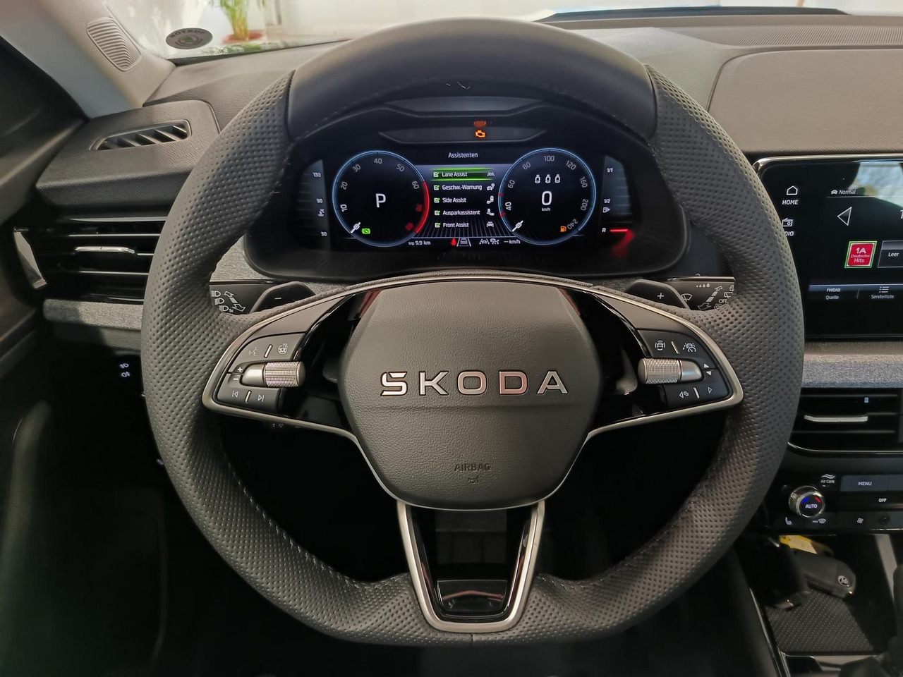 SUV Skoda Kamiq 130 Jahre 1,5TSI DSG*AHK*ACC*LED*R-KAM*PDC: hình 8 SUV Skoda Kamiq 130 Jahre 1,5TSI DSG*AHK*ACC*LED*R-KAM*PDC: hình 8