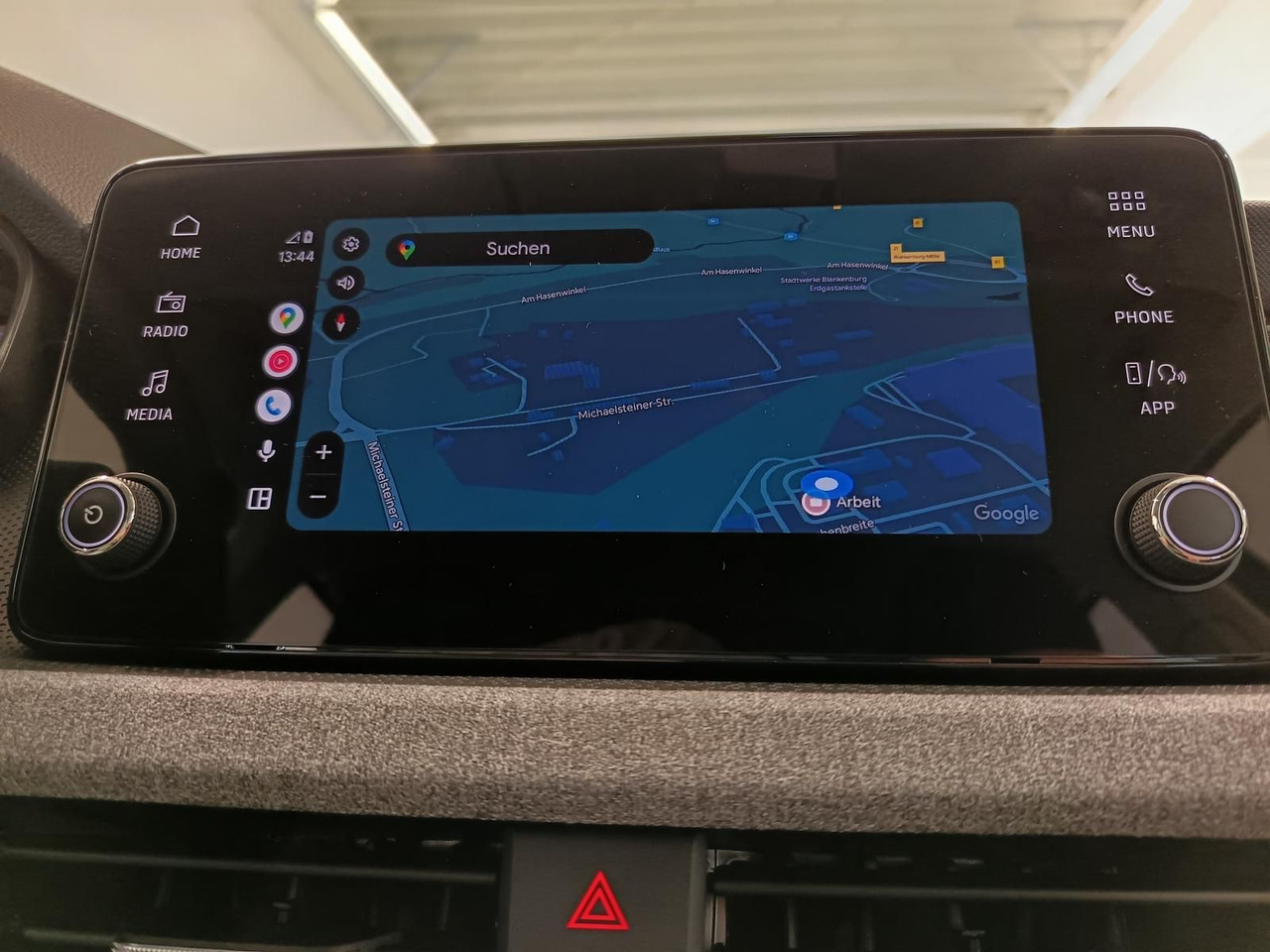 SUV Skoda Kamiq 130 Jahre 1,5TSI DSG*AHK*ACC*LED*R-KAM*PDC: hình 13 SUV Skoda Kamiq 130 Jahre 1,5TSI DSG*AHK*ACC*LED*R-KAM*PDC: hình 13