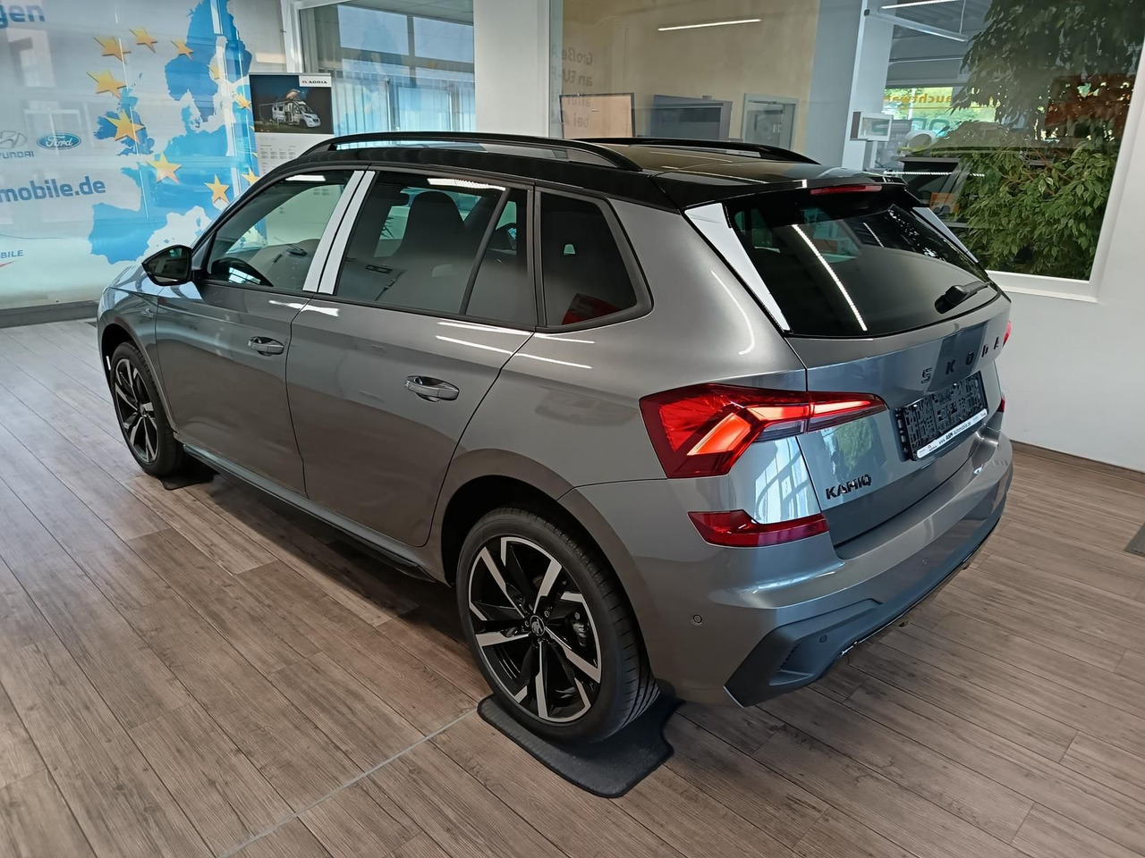 Skoda Kamiq Monte Carlo 1,5 TSI DSG*AHK*PANO*LED*ACC* - SUV: hình 4 Skoda Kamiq Monte Carlo 1,5 TSI DSG*AHK*PANO*LED*ACC* - SUV: hình 4