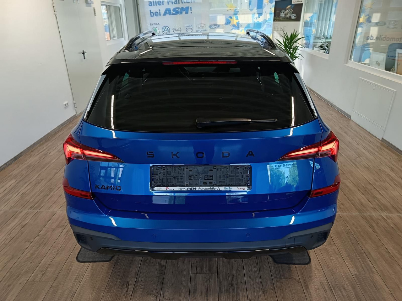 Skoda Kamiq Monte Carlo 1,5 TSI DSG*PANO*AHK*5J.GARANT - SUV: hình 5 Skoda Kamiq Monte Carlo 1,5 TSI DSG*PANO*AHK*5J.GARANT - SUV: hình 5