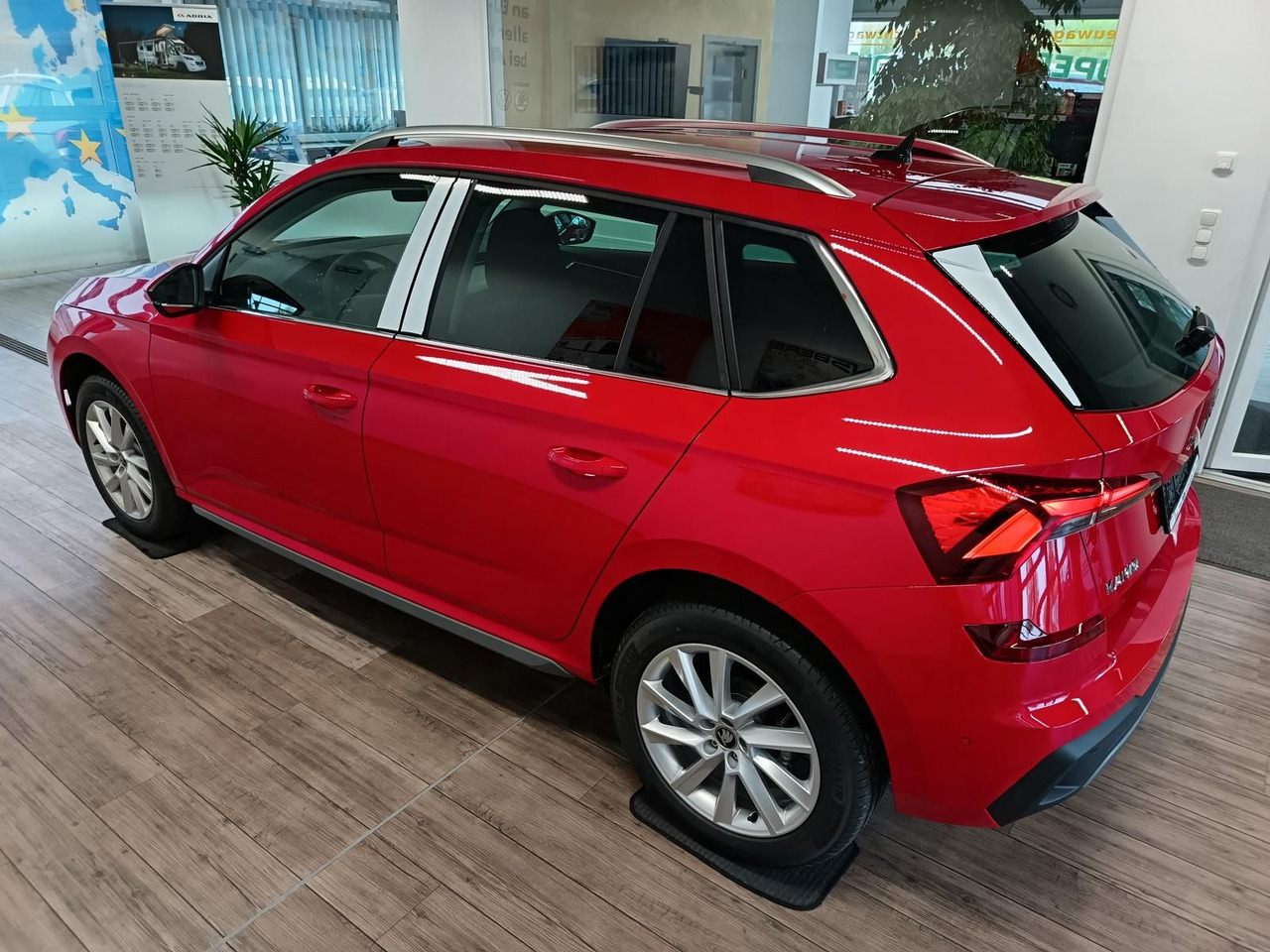 Skoda Kamiq Selection 1,5 TSI DSG*AHK*LED*5J.GARANTIE* - SUV: hình 4 Skoda Kamiq Selection 1,5 TSI DSG*AHK*LED*5J.GARANTIE* - SUV: hình 4
