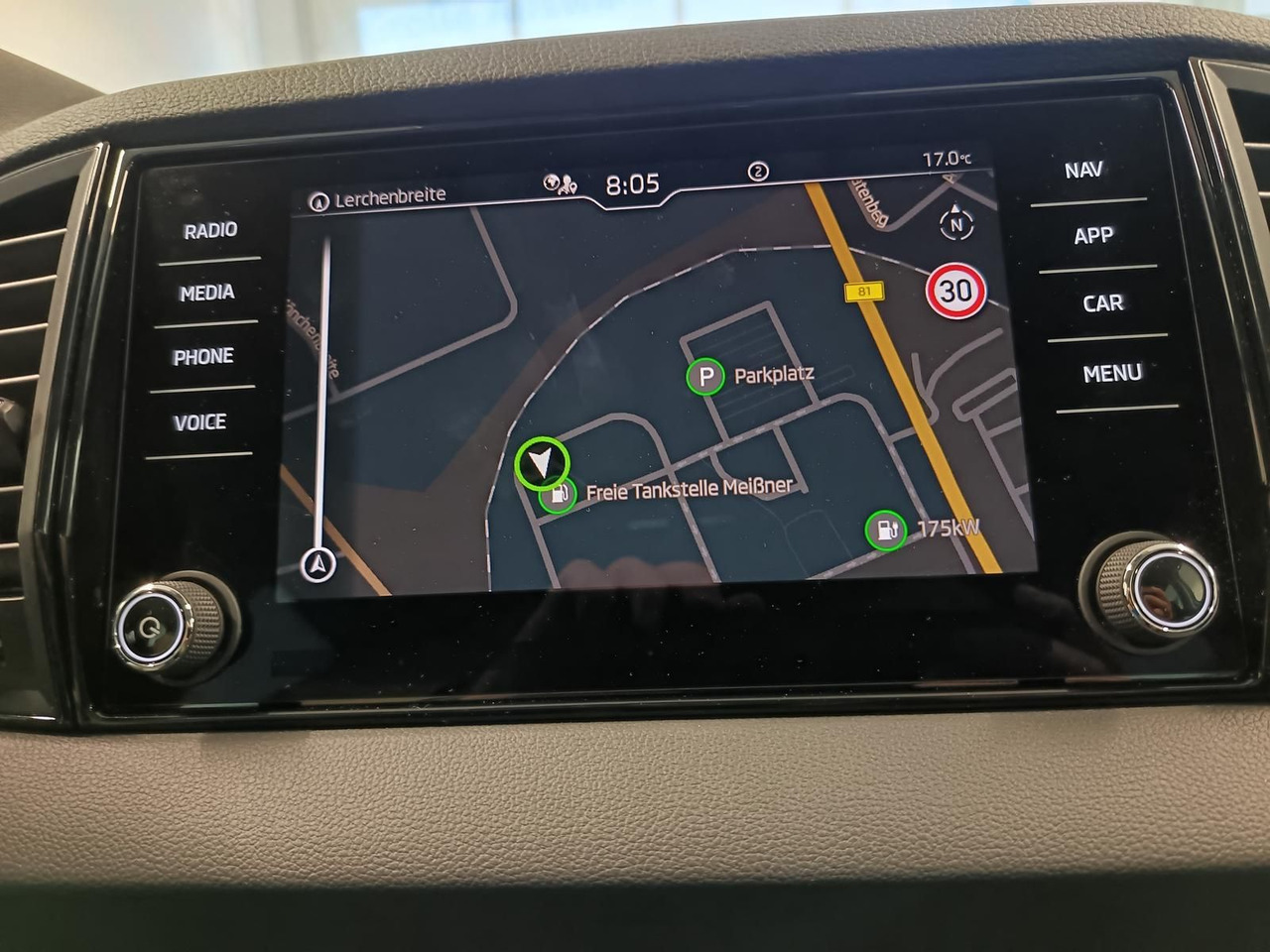 SUV Skoda Karoq Selection 1,5TSI*NAVI*AHK-VORBER*LED*R-KAM: hình 12