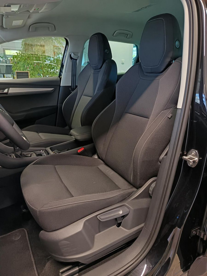 SUV Skoda Karoq Selection 1,5TSI*NAVI*AHK-VORBER*LED*R-KAM: hình 16