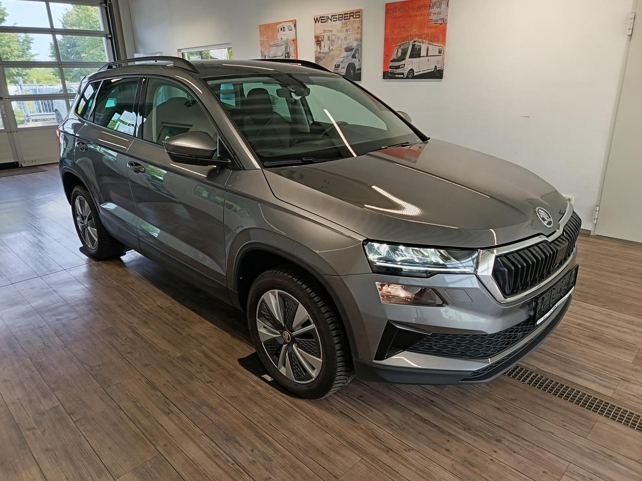 Skoda Karoq Style 1,5TSI DSG*AHK-VORBER*NAVI*LED*R-KAM - SUV: hình 3 Skoda Karoq Style 1,5TSI DSG*AHK-VORBER*NAVI*LED*R-KAM - SUV: hình 3