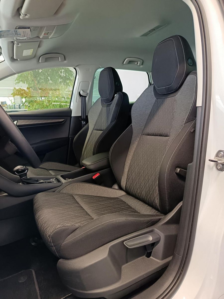 SUV Skoda Karoq Style 1,5TSI DSG*AHK-VORBER*NAVI*LED*R-KAM: hình 16 SUV Skoda Karoq Style 1,5TSI DSG*AHK-VORBER*NAVI*LED*R-KAM: hình 16