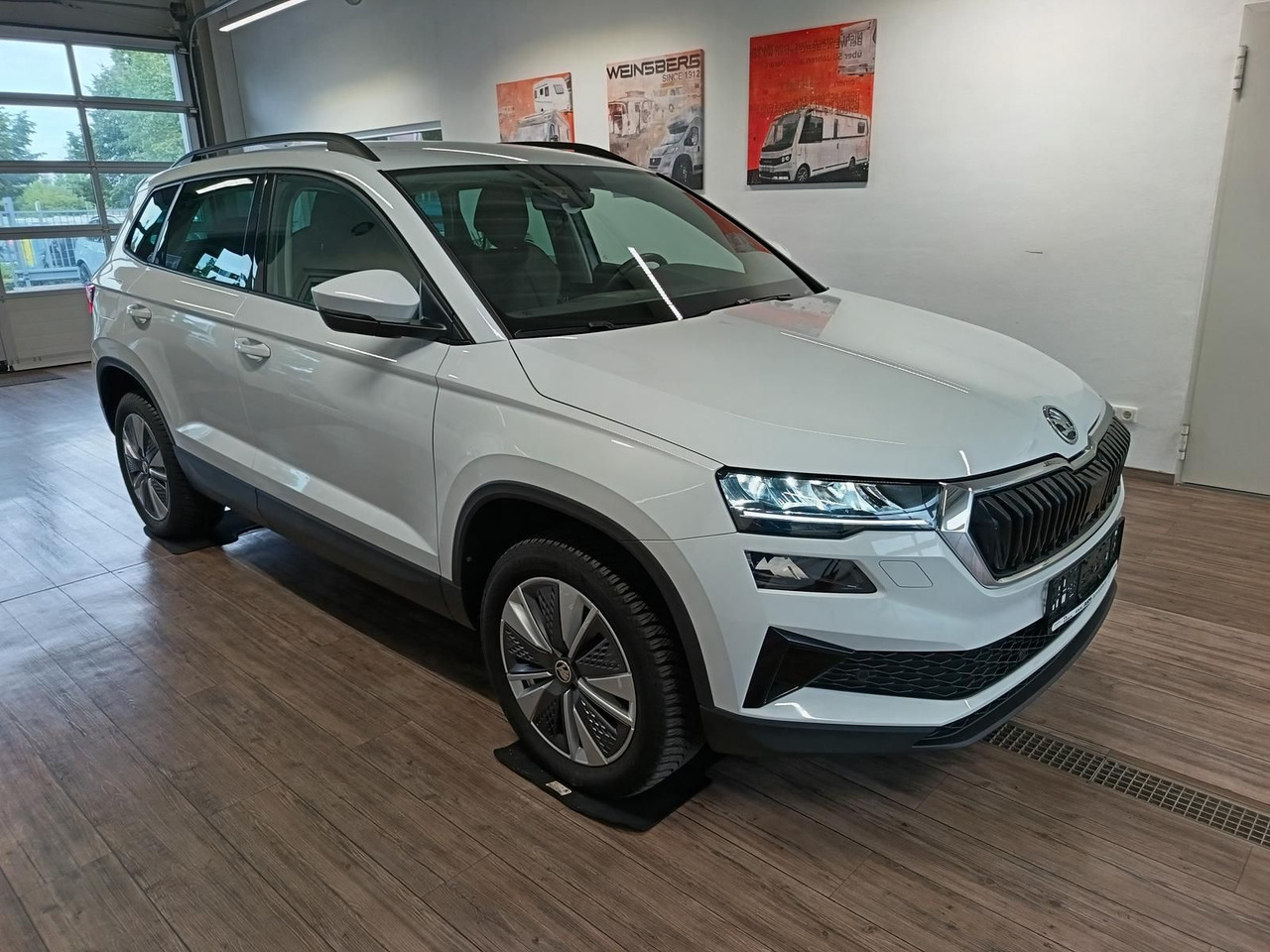 Skoda Karoq Style 1,5TSI DSG*AHK-VORBER*NAVI*LED*R-KAM - SUV: hình 3 Skoda Karoq Style 1,5TSI DSG*AHK-VORBER*NAVI*LED*R-KAM - SUV: hình 3