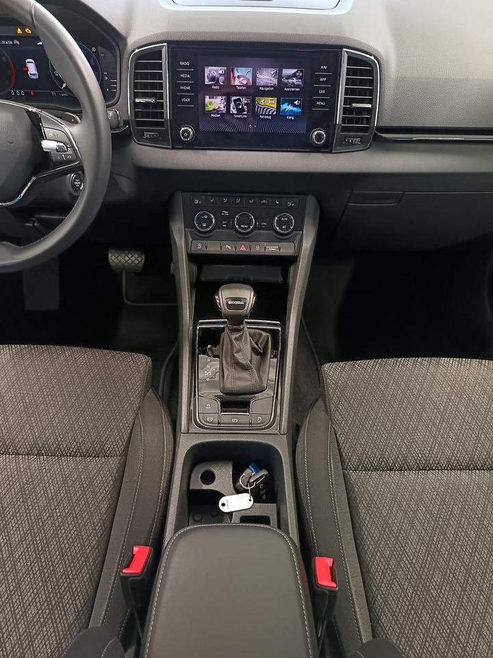 SUV Skoda Karoq Style 1,5TSI DSG*AHK-VORBER*NAVI*LED*R-KAM: hình 9 SUV Skoda Karoq Style 1,5TSI DSG*AHK-VORBER*NAVI*LED*R-KAM: hình 9