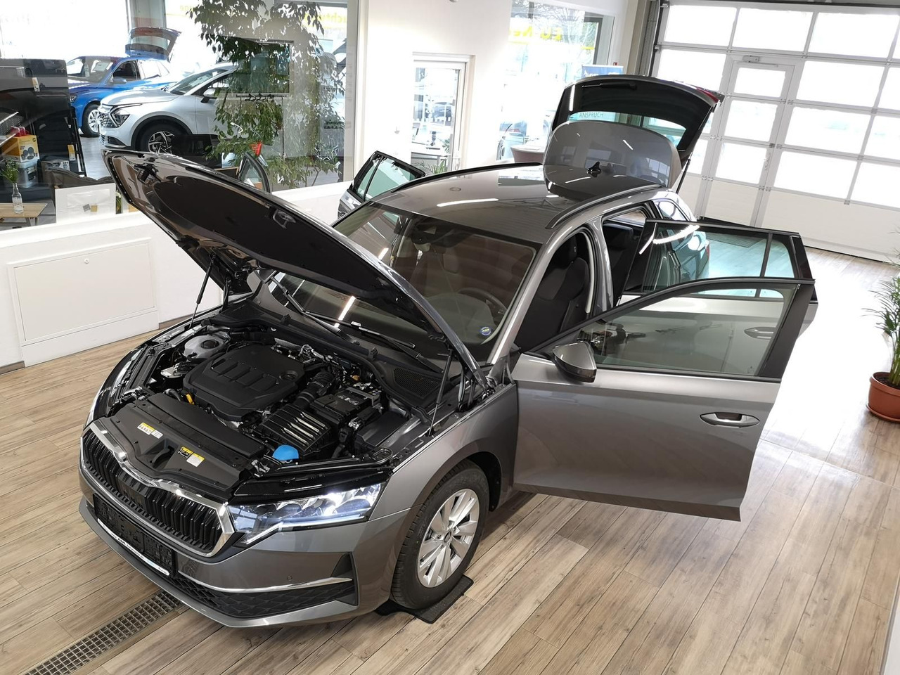 Skoda Octavia Combi Selection DSG*LED*ACC*WINTERPAKET* - Xe hơi: hình 2 Skoda Octavia Combi Selection DSG*LED*ACC*WINTERPAKET* - Xe hơi: hình 2