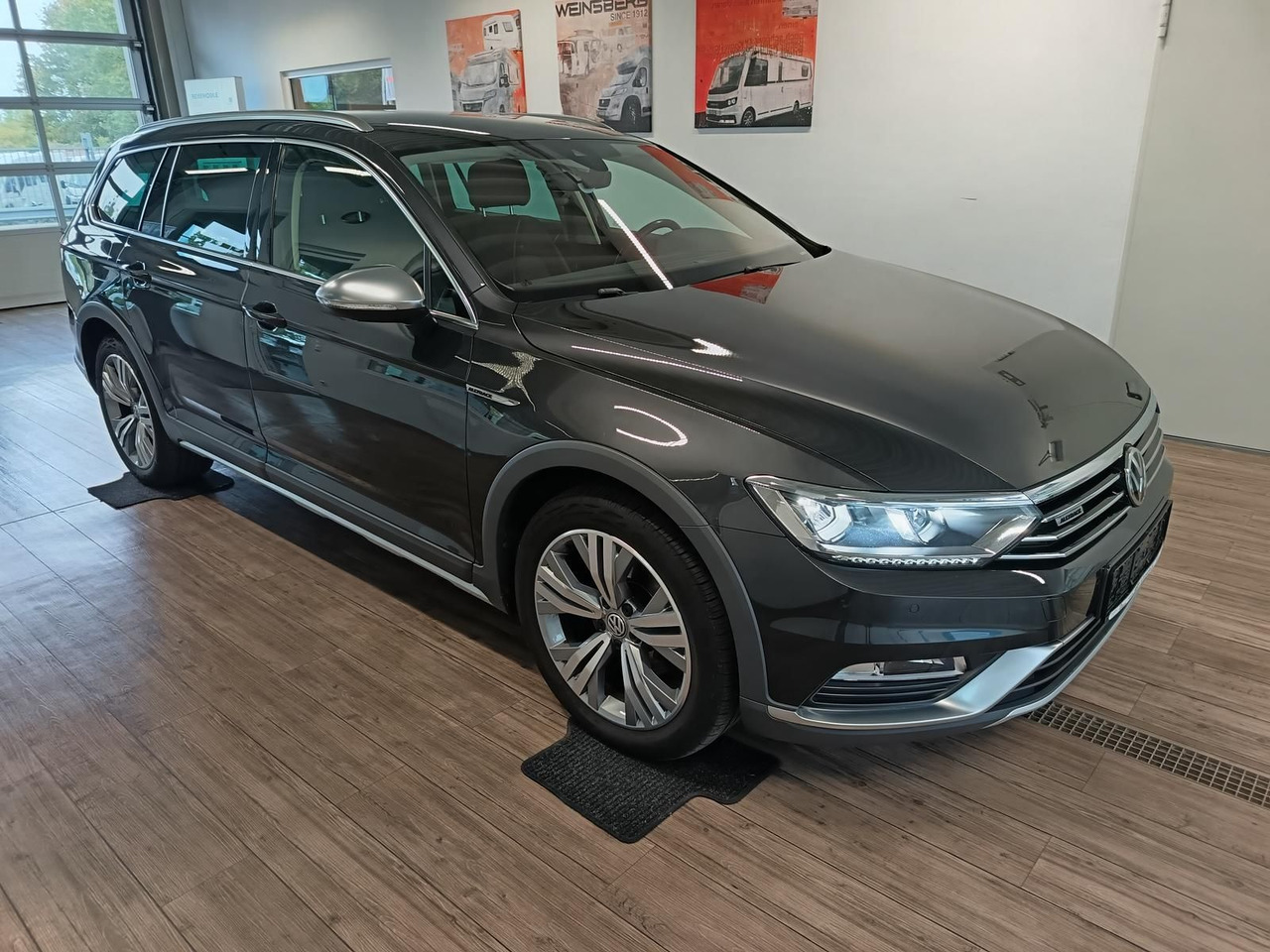 Volkswagen Passat Alltrack 2,0TDI DSG 4x4*360°*NAVI*ACC*LED - Xe wagon: hình 3 Volkswagen Passat Alltrack 2,0TDI DSG 4x4*360°*NAVI*ACC*LED - Xe wagon: hình 3