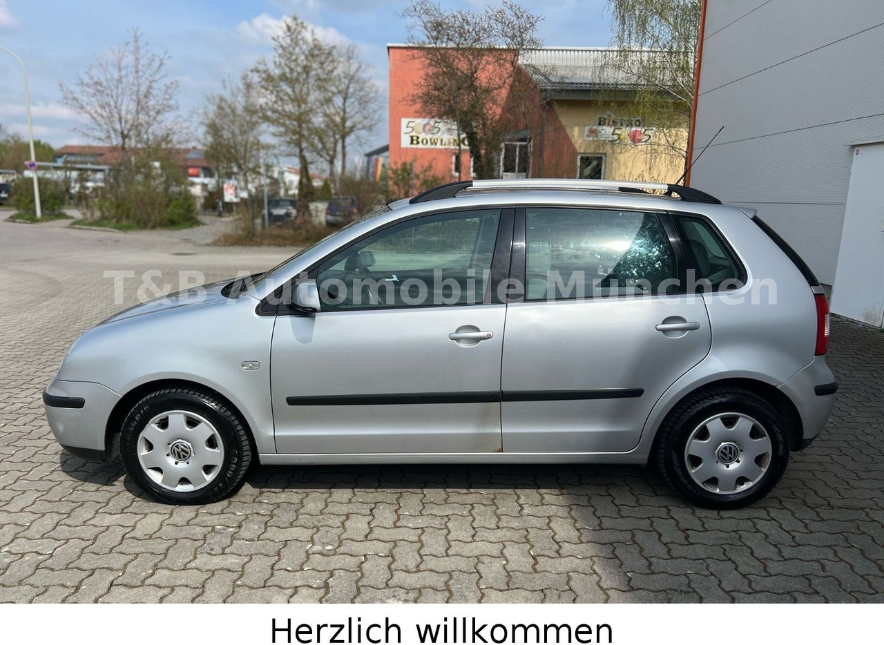Volkswagen Polo IV 1.2*Comfortline*Klimaanlage*120.000Km* - Xe hơi: hình 1 Volkswagen Polo IV 1.2*Comfortline*Klimaanlage*120.000Km* - Xe hơi: hình 1