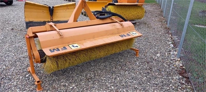 FM 180Cm Hydraulisk træk. - Chổi: hình 1 FM 180Cm Hydraulisk træk. - Chổi: hình 1