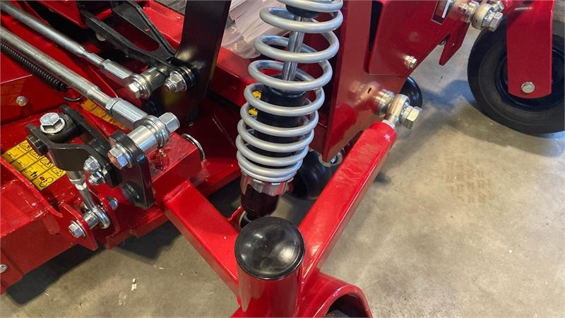 Ferris ZT2600 IS Stage V - Diesel - 155 cm - Máy cắt cỏ vườn: hình 5 Ferris ZT2600 IS Stage V - Diesel - 155 cm - Máy cắt cỏ vườn: hình 5