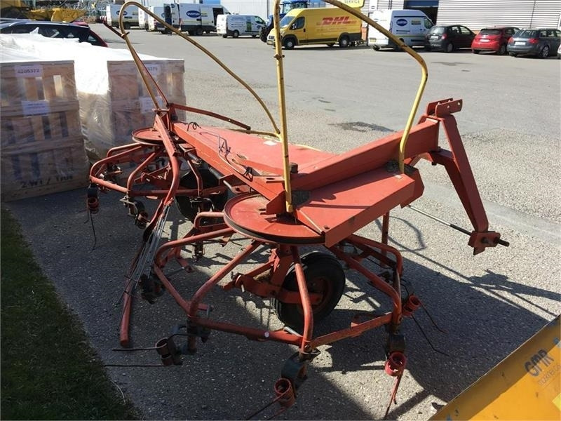 Holsø 4 m Combi høvender og rive - Dàn trải/ Cào: hình 2 Holsø 4 m Combi høvender og rive - Dàn trải/ Cào: hình 2