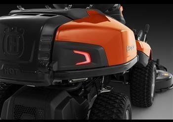 Husqvarna R 316TsX AWD inkl. Combi 112 cm klipperbord - Máy cắt cỏ vườn: hình 5 Husqvarna R 316TsX AWD inkl. Combi 112 cm klipperbord - Máy cắt cỏ vườn: hình 5