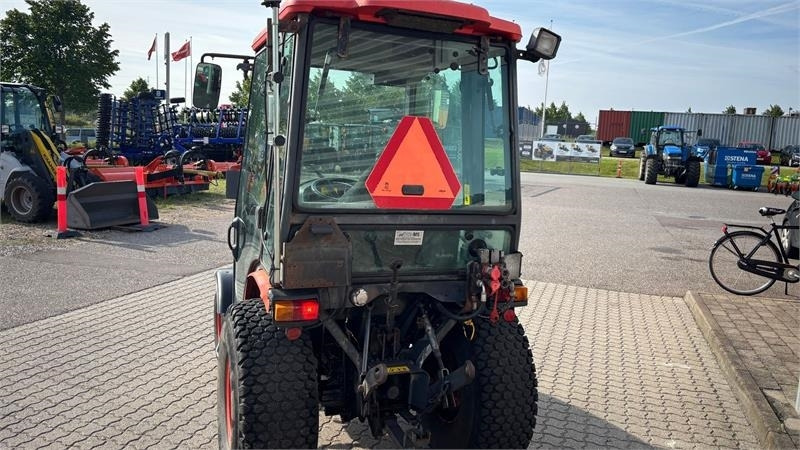 Kubota B2530 HST B2530 - Máy cày đa dụng: hình 2 Kubota B2530 HST B2530 - Máy cày đa dụng: hình 2