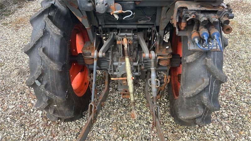 Kubota STW37 Kun 1145 timer  - Máy cày đa dụng: hình 4 Kubota STW37 Kun 1145 timer  - Máy cày đa dụng: hình 4