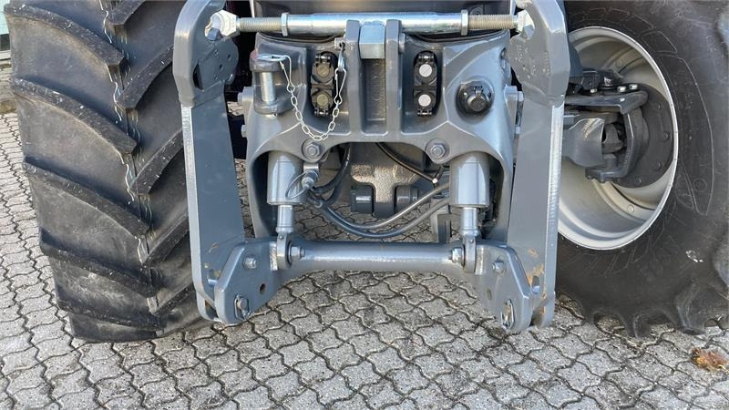 Massey Ferguson 6S.165 Dyna 6 Exclusive - Máy cày: hình 4 Massey Ferguson 6S.165 Dyna 6 Exclusive - Máy cày: hình 4