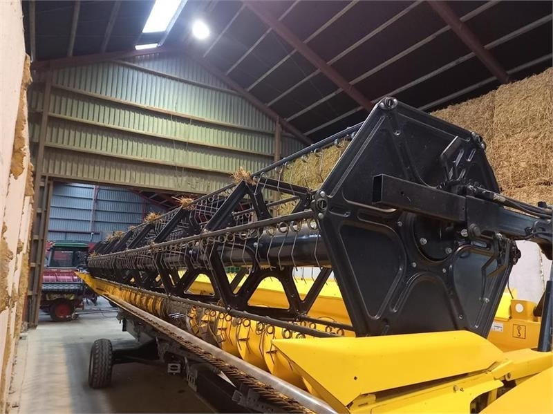 Máy gặt đập New Holland CR9.80: hình 10
