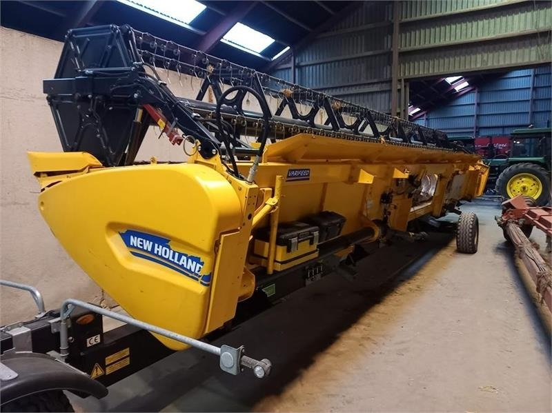 Máy gặt đập New Holland CR9.80: hình 13