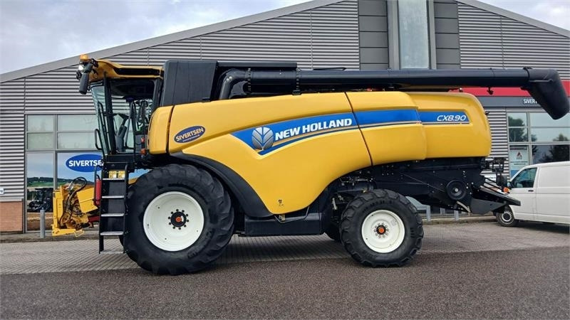 New Holland CX8.90 SLH - Máy gặt đập: hình 1 New Holland CX8.90 SLH - Máy gặt đập: hình 1