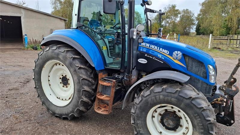 New Holland T5.115 EC - Máy cày: hình 2 New Holland T5.115 EC - Máy cày: hình 2