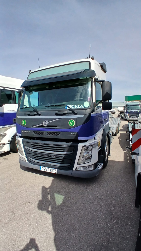VOLVO FM 42 B3 500 - Xe tải khung gầm: hình 2 VOLVO FM 42 B3 500 - Xe tải khung gầm: hình 2
