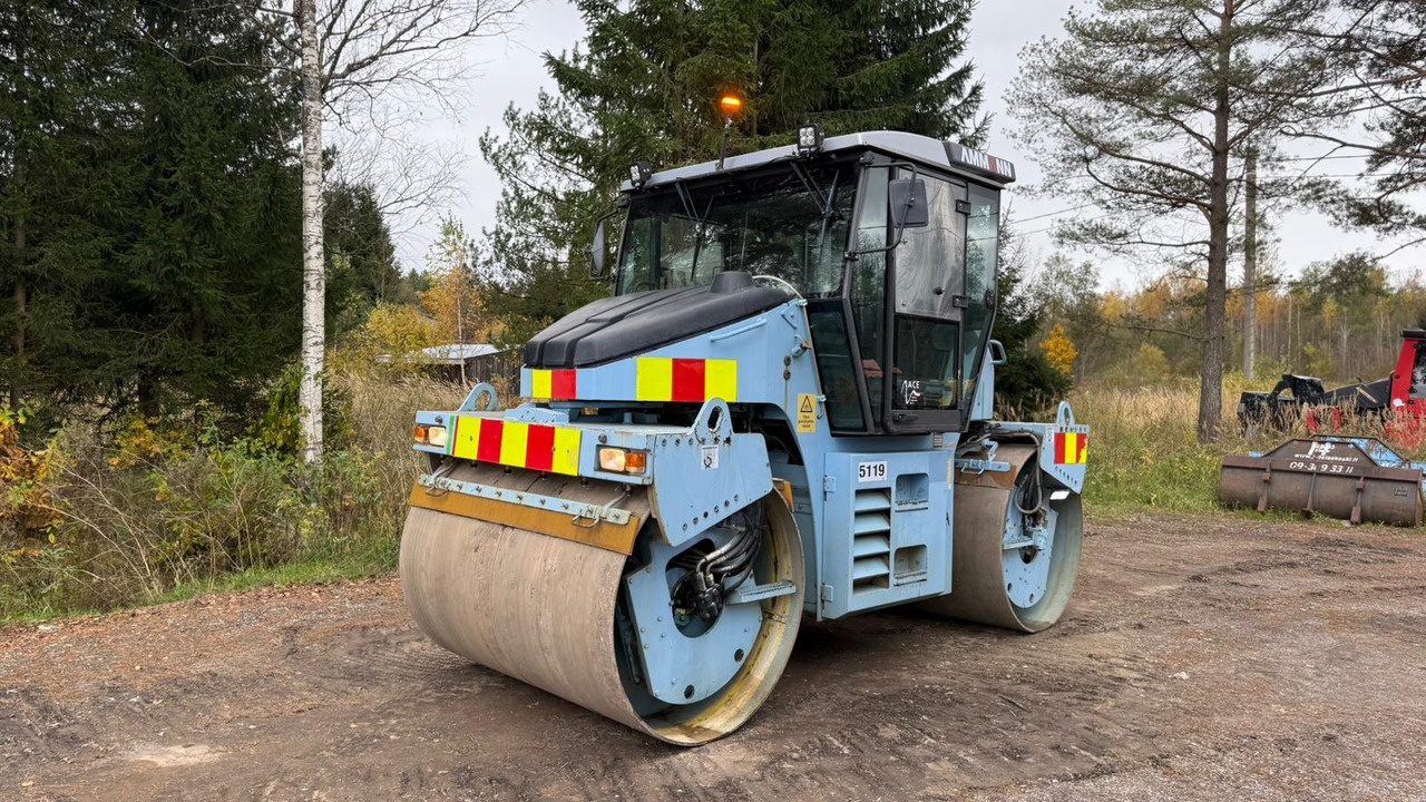 AMMANN AV95-2 - Máy lăn đường: hình 1 AMMANN AV95-2 - Máy lăn đường: hình 1