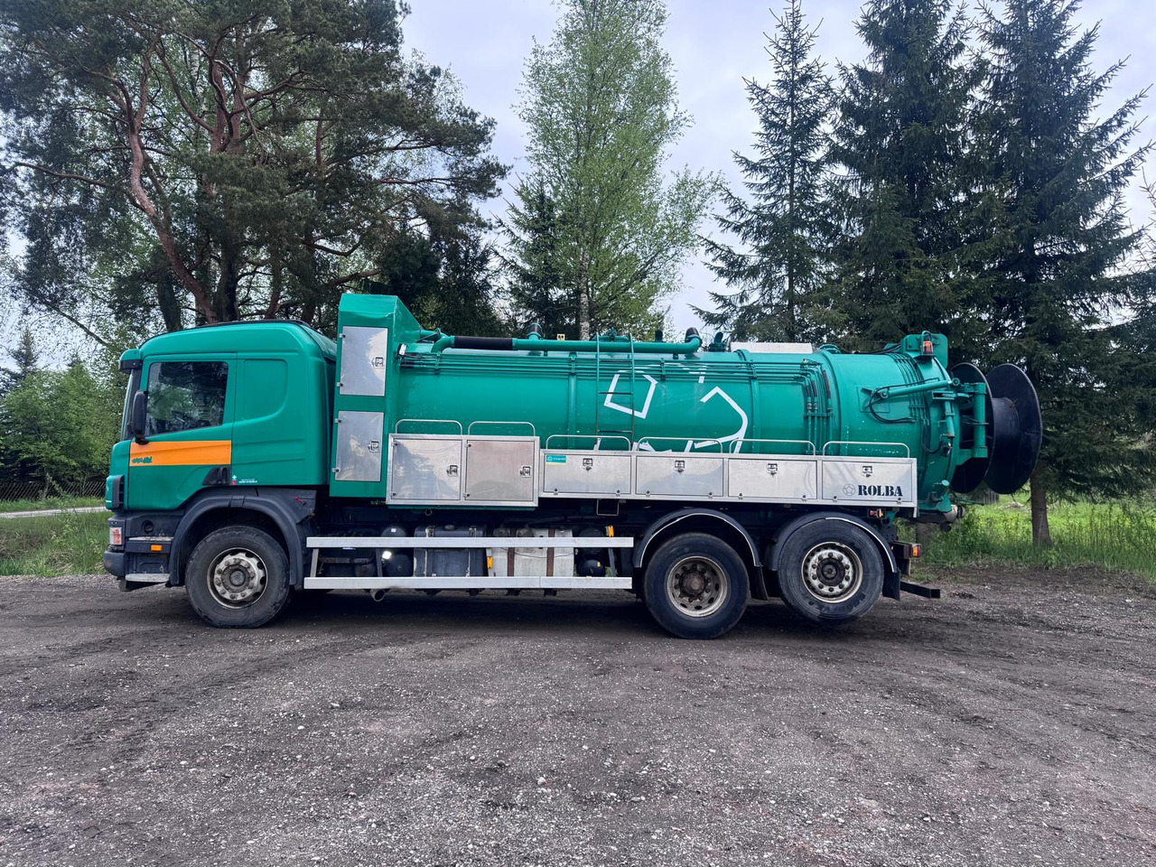 SCANIA P114 - Xe tải chân không: hình 2 SCANIA P114 - Xe tải chân không: hình 2