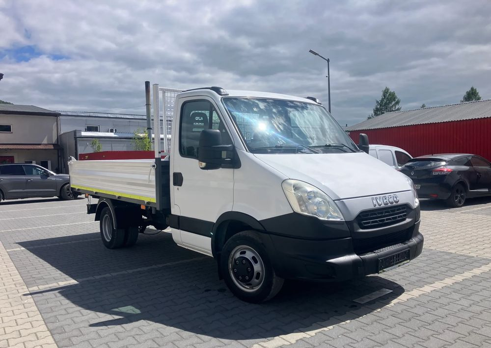 Iveco Iveco daily 35C13 wywrotka solidny kiper - Xe ben nhỏ: hình 4 Iveco Iveco daily 35C13 wywrotka solidny kiper - Xe ben nhỏ: hình 4