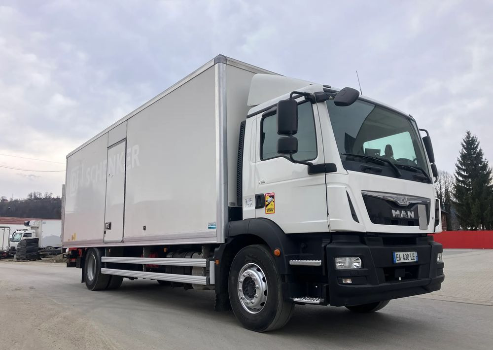 MAN MAN 18.290 kurierka kontener - Xe tải hộp: hình 2 MAN MAN 18.290 kurierka kontener - Xe tải hộp: hình 2
