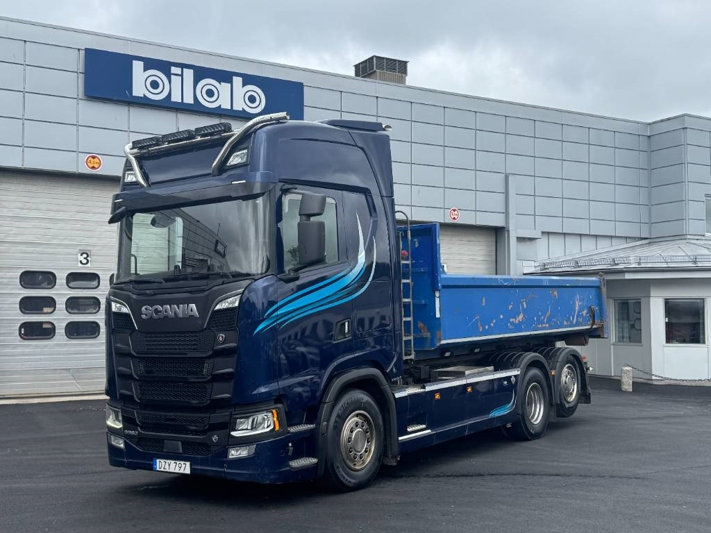 Scania S 580 6x2*4 Lastväxlare Hiab ink Flak - Xe tải nâng móc: hình 1 Scania S 580 6x2*4 Lastväxlare Hiab ink Flak - Xe tải nâng móc: hình 1