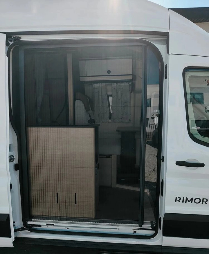 FORD Rimor NEW Ford Van 238 Truma Diesel Roller Shutters Remis AUTOMAT - Xe cắm trại: hình 5 FORD Rimor NEW Ford Van 238 Truma Diesel Roller Shutters Remis AUTOMAT - Xe cắm trại: hình 5