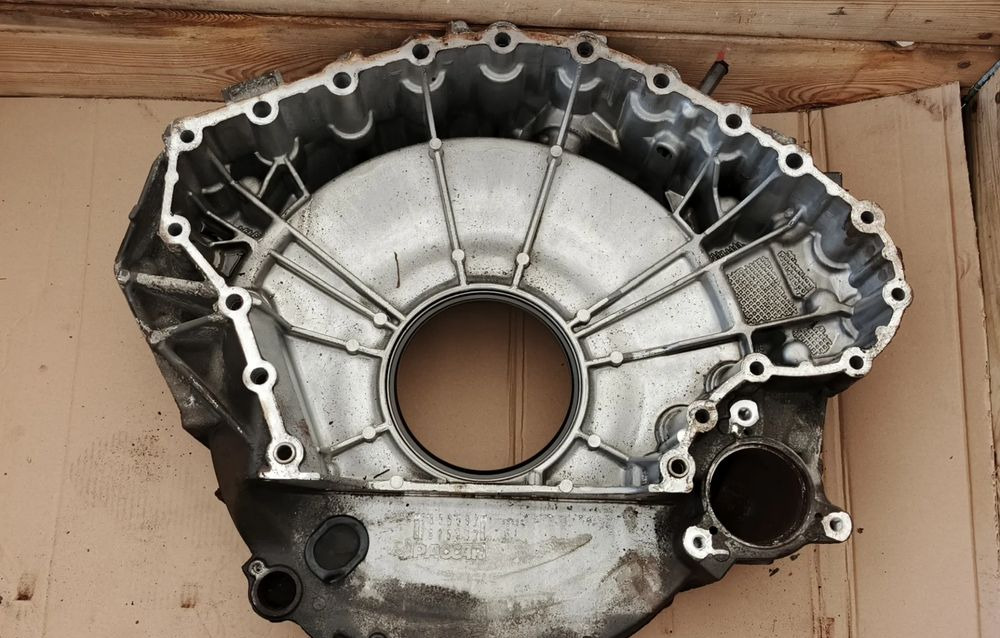 DAF XF 106 EURO 6 MX13 OBUDOWA SPRZĘGŁA - Động cơ cho Xe tải: hình 1 DAF XF 106 EURO 6 MX13 OBUDOWA SPRZĘGŁA - Động cơ cho Xe tải: hình 1